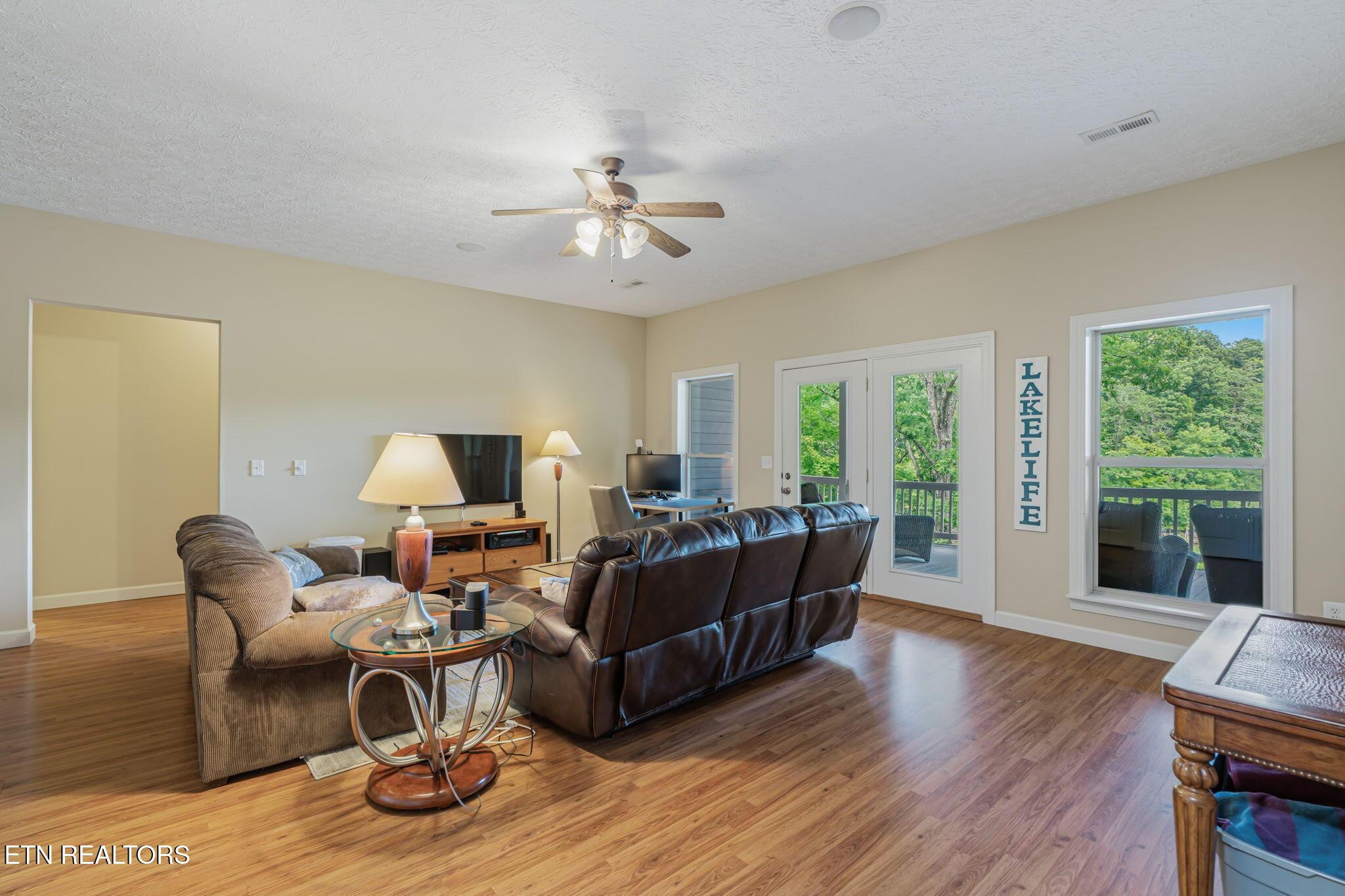 678 Waterfront Tr, Lafollette, TN - Norris Lake Real Estate - Image# 34