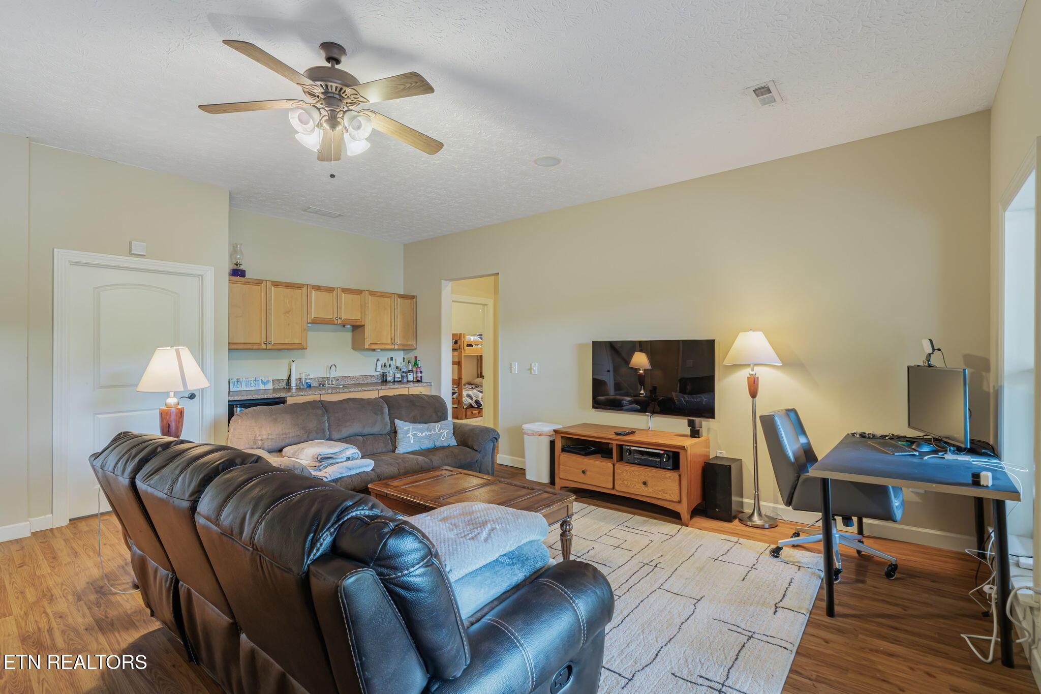 678 Waterfront Tr, Lafollette, TN - Norris Lake Real Estate - Image# 35