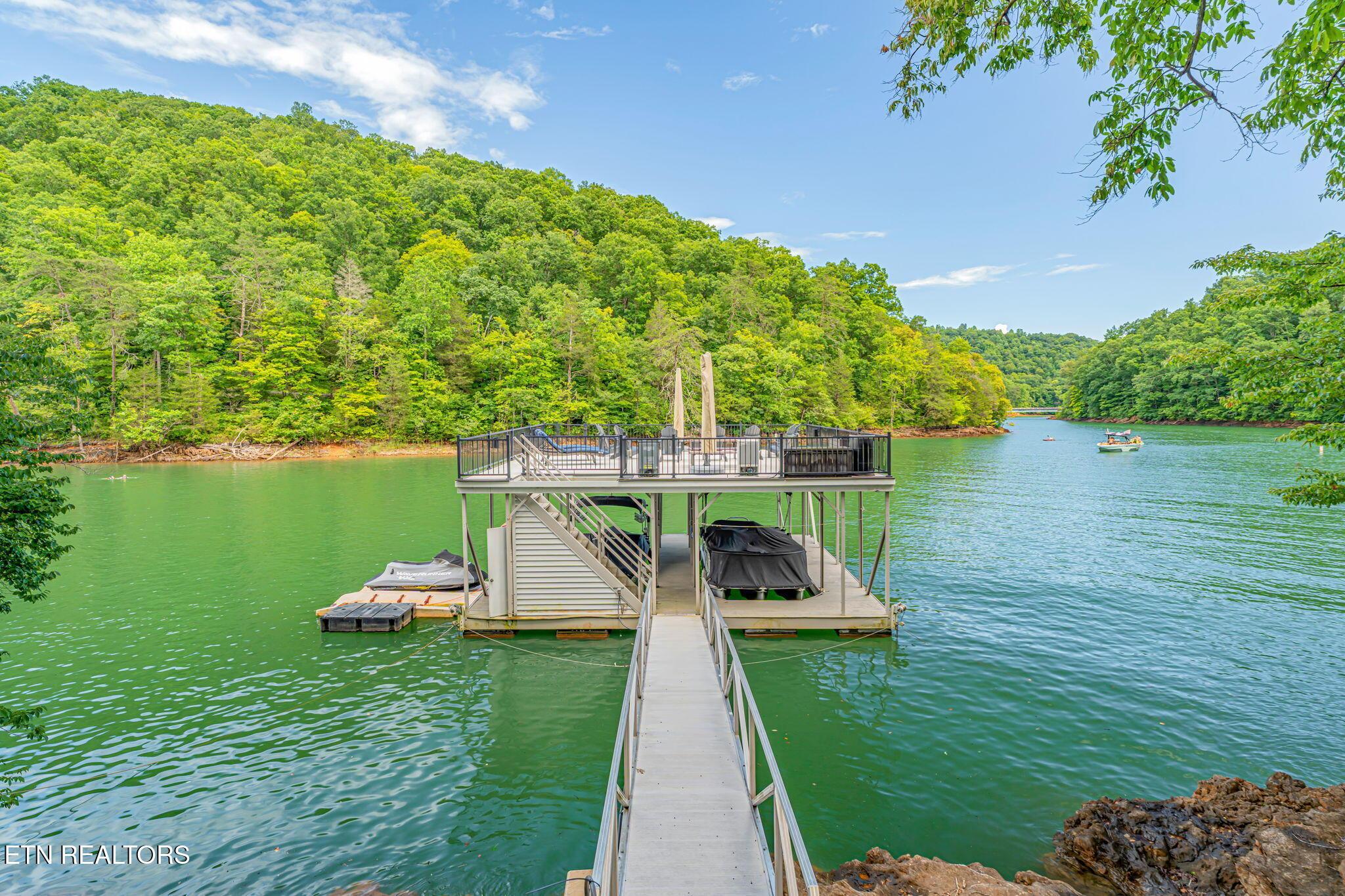 678 Waterfront Tr, Lafollette, TN - Norris Lake Real Estate - Image# 52