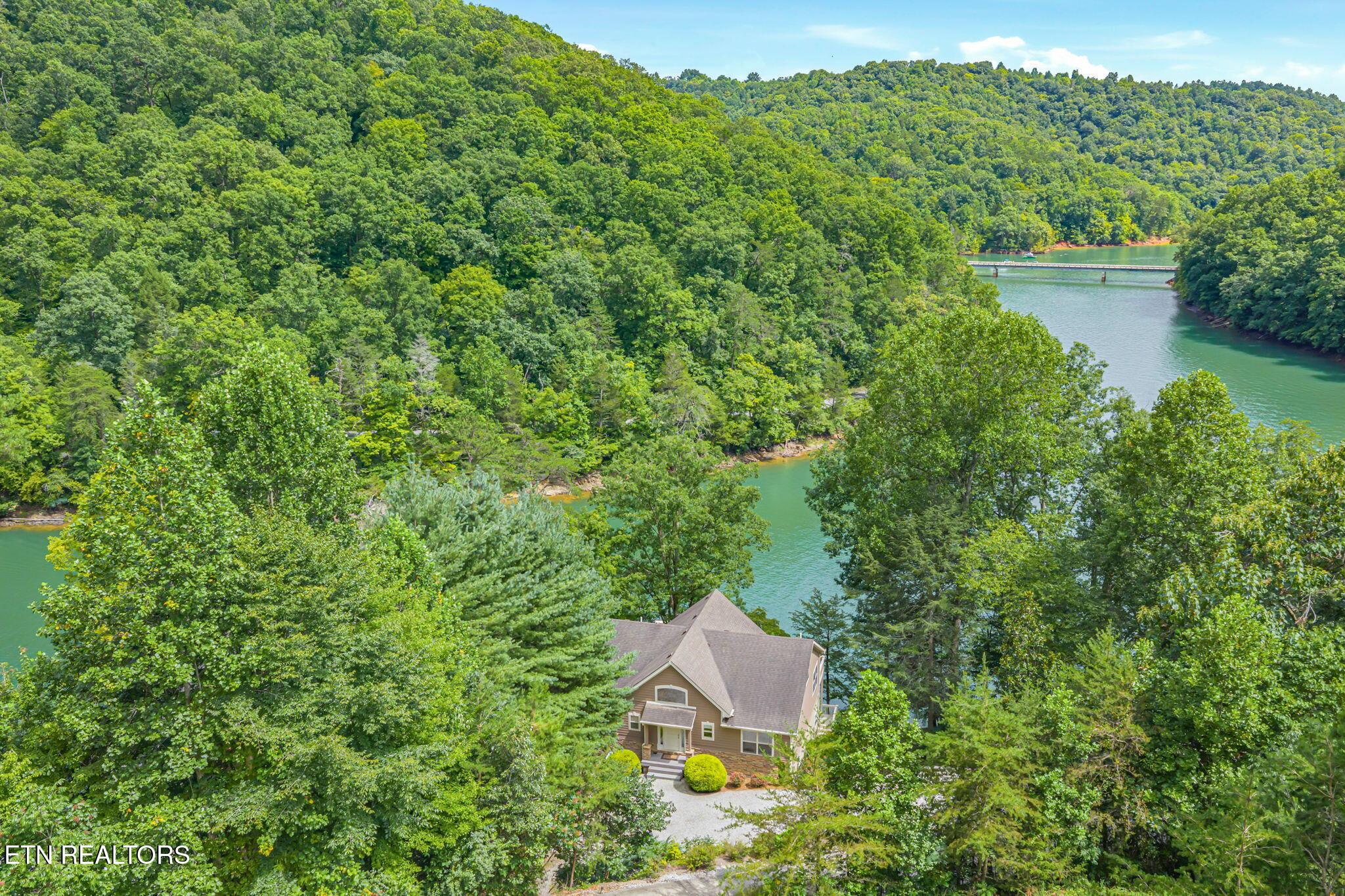 678 Waterfront Tr, Lafollette, TN - Norris Lake Real Estate - Image# 57