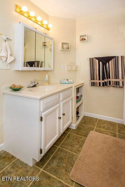 361 Cape Russell Rd, Sharps Chapel, TN - Norris Lake Real Estate - Image# 53
