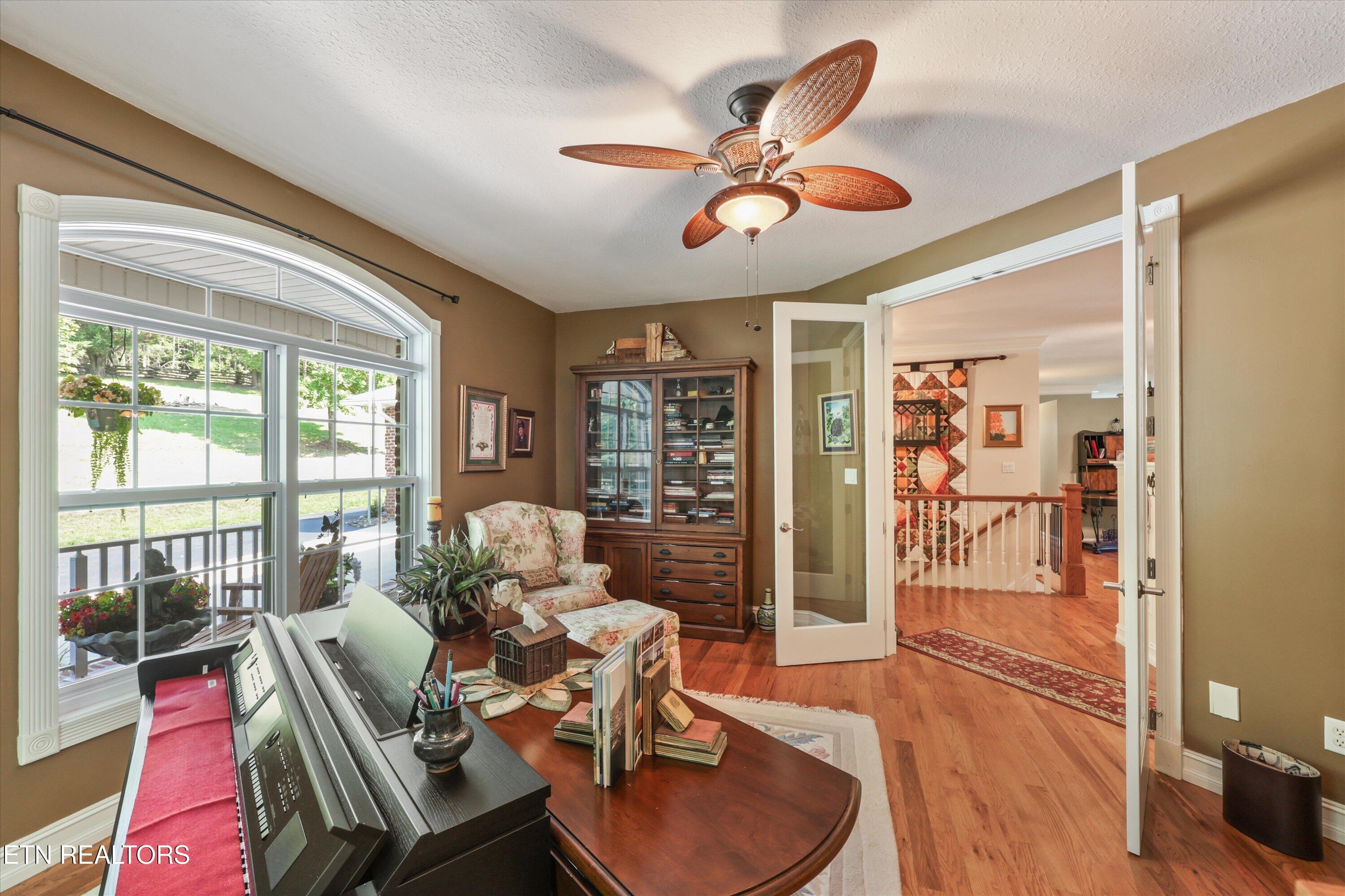 Norris Lake Real Estate - Image# 25