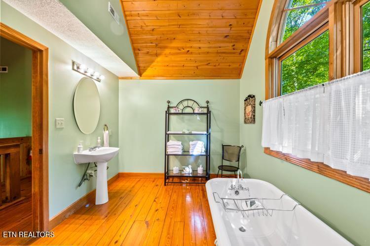 Norris Lake Real Estate - Image# 88
