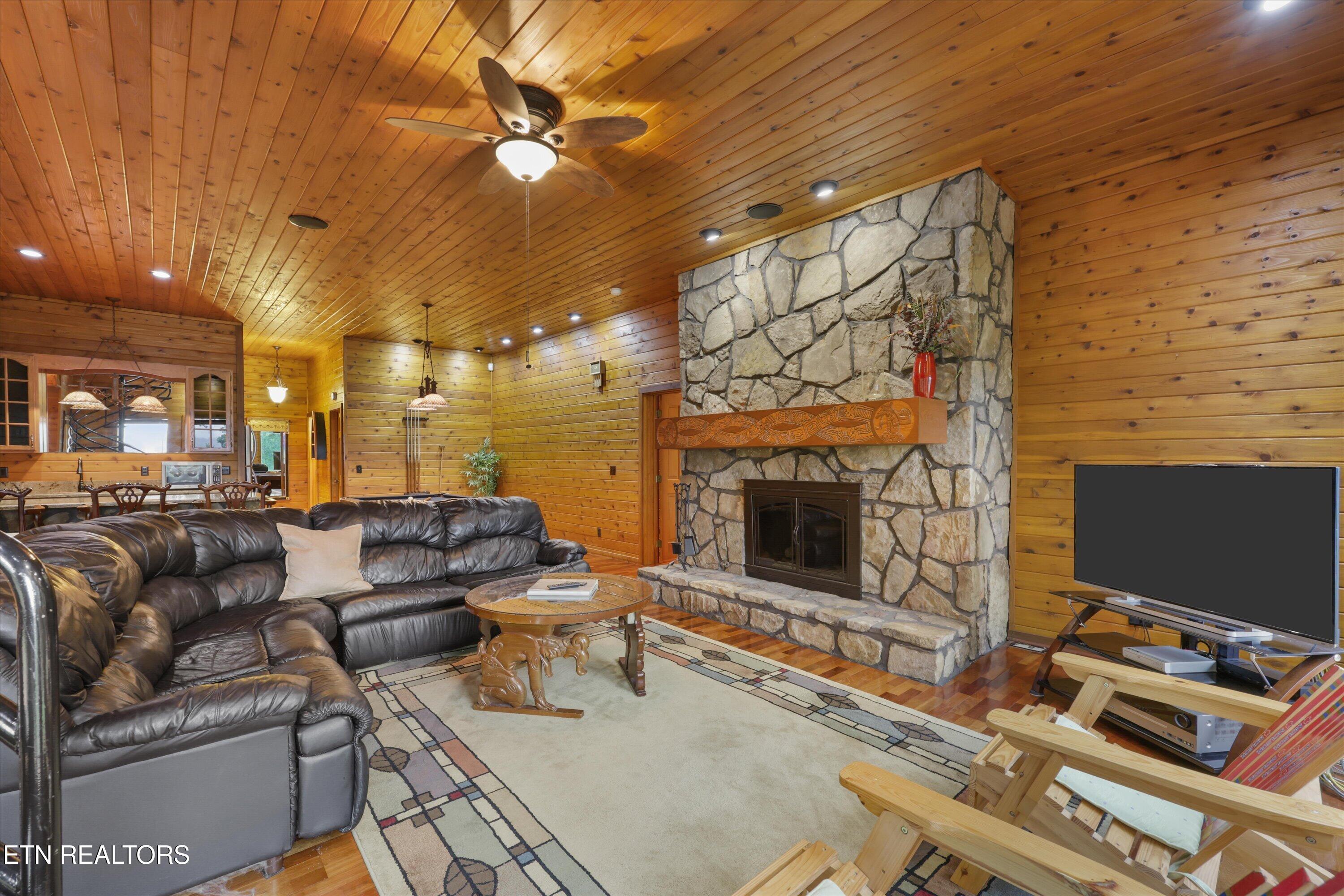 Norris Lake Real Estate - Image# 33