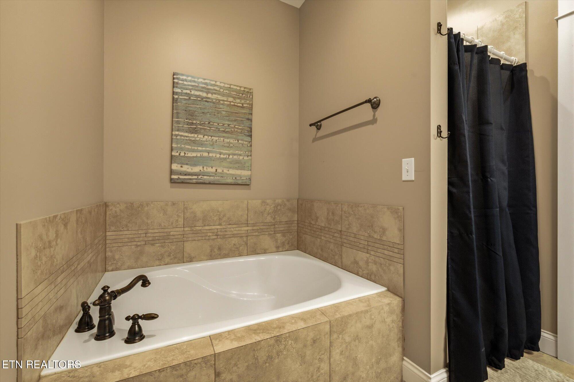 Norris Lake Real Estate - Image# 16