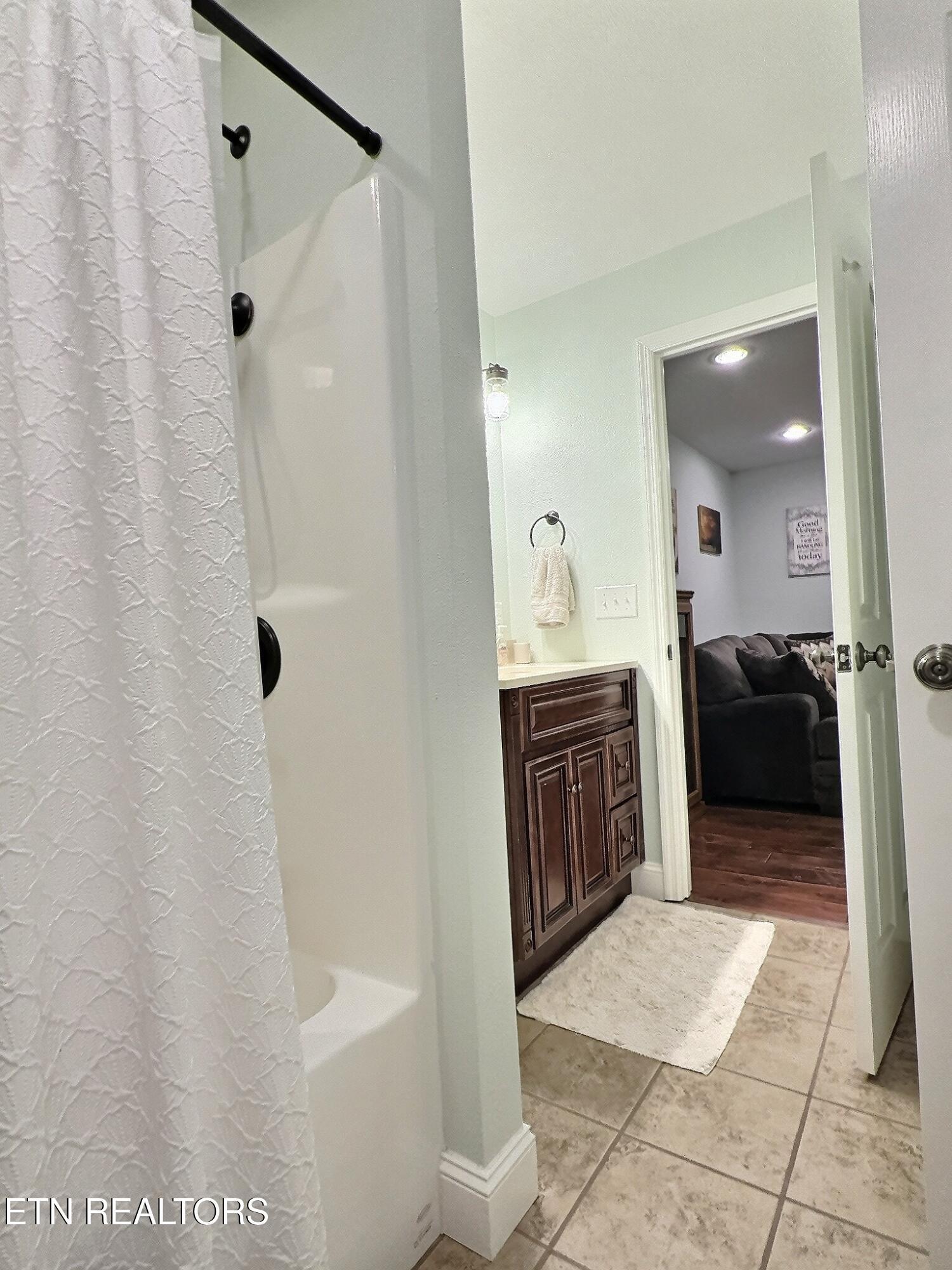 Norris Lake Real Estate - Image# 36
