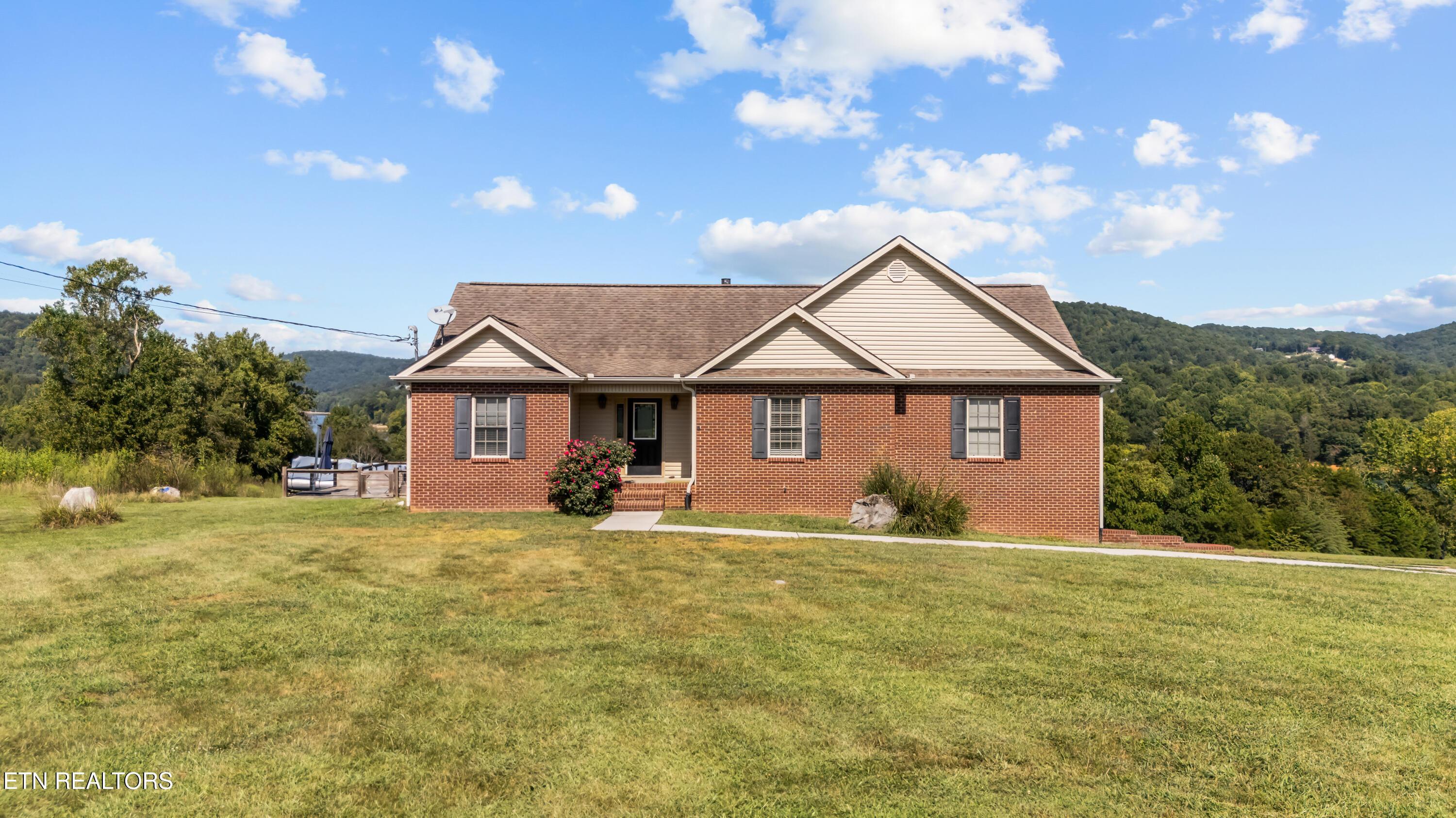 658 Stiner Rd, Sharps Chapel, TN - Norris Lake Real Estate - Image# 1