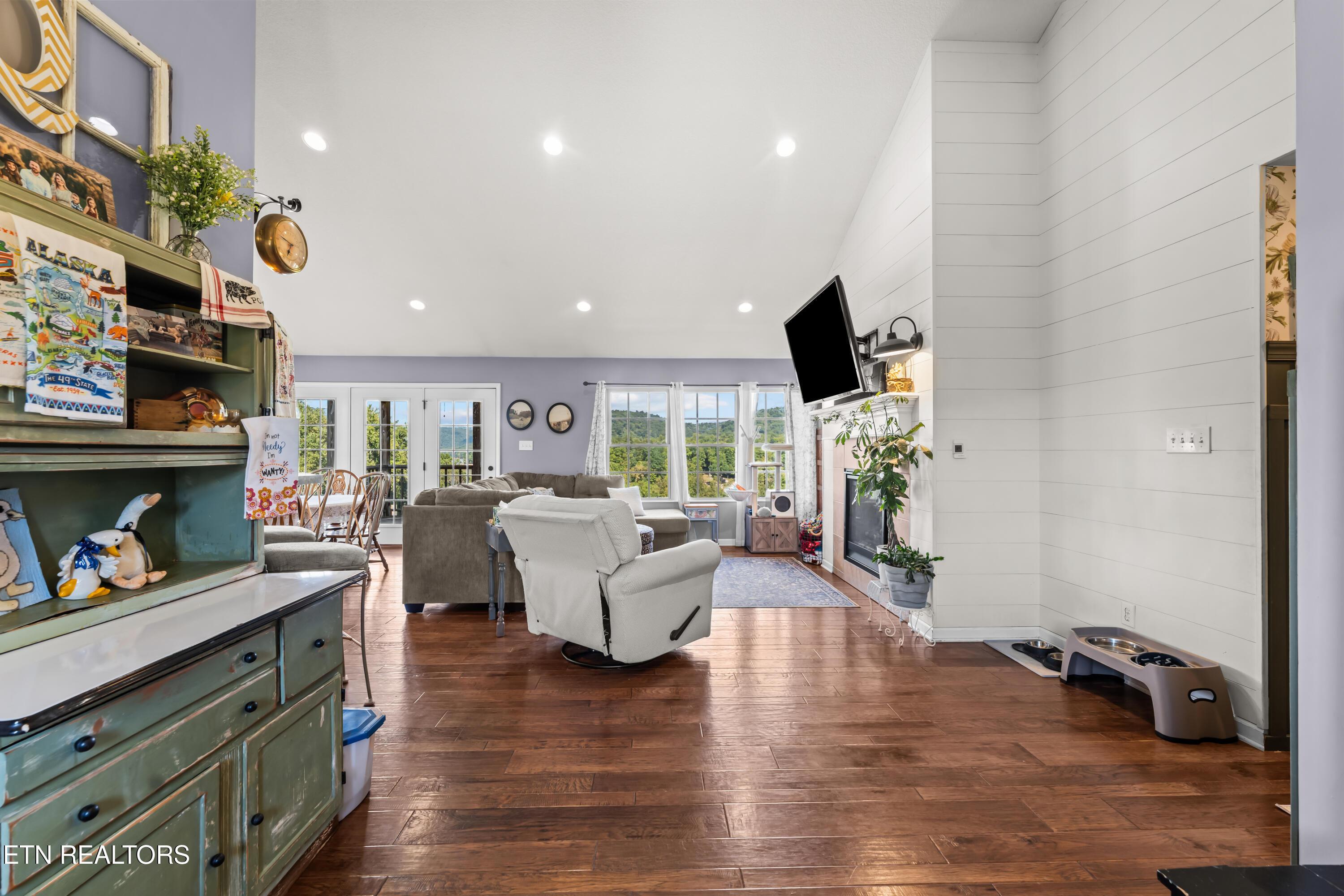 658 Stiner Rd, Sharps Chapel, TN - Norris Lake Real Estate - Image# 11