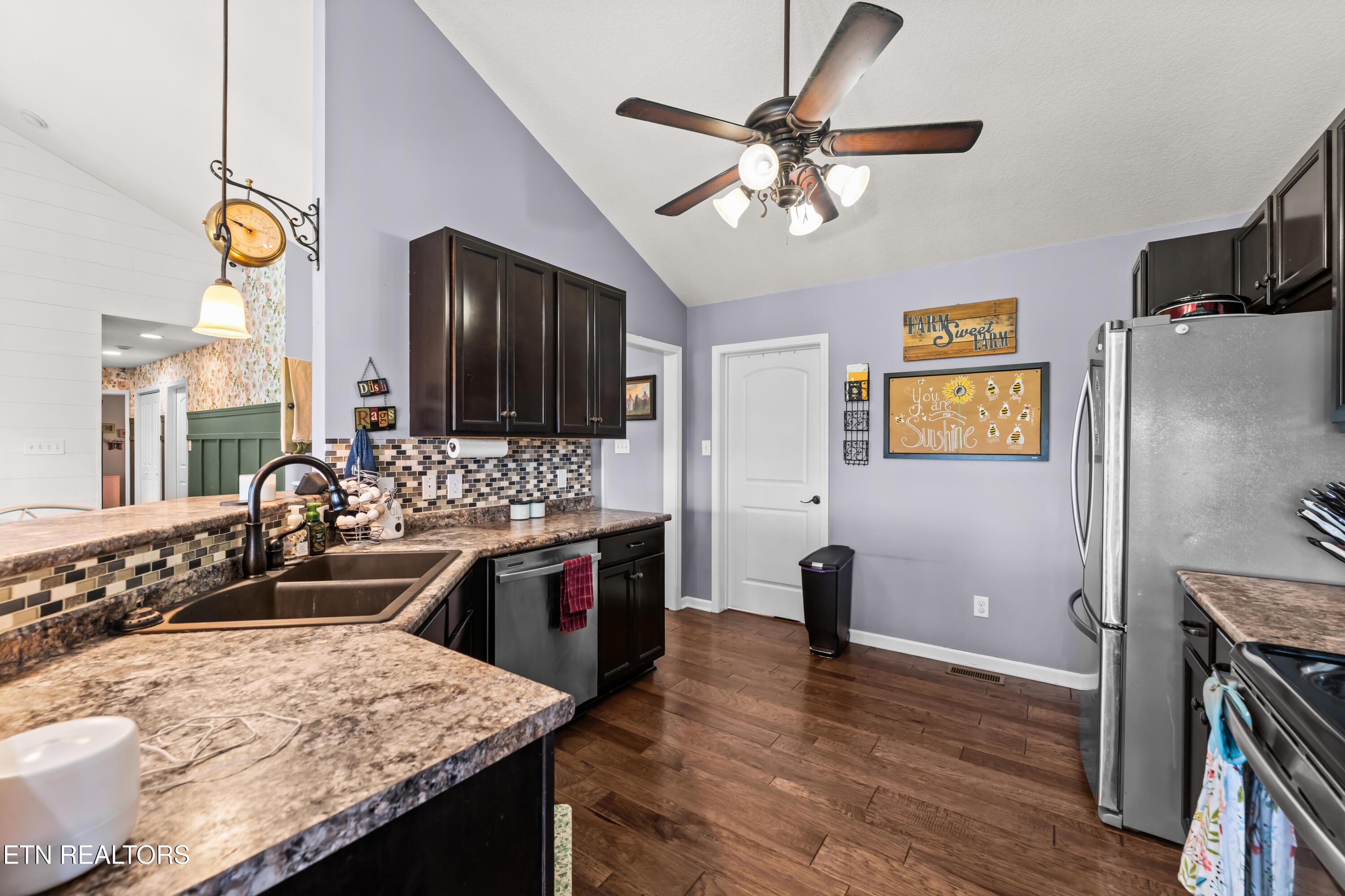 658 Stiner Rd, Sharps Chapel, TN - Norris Lake Real Estate - Image# 20