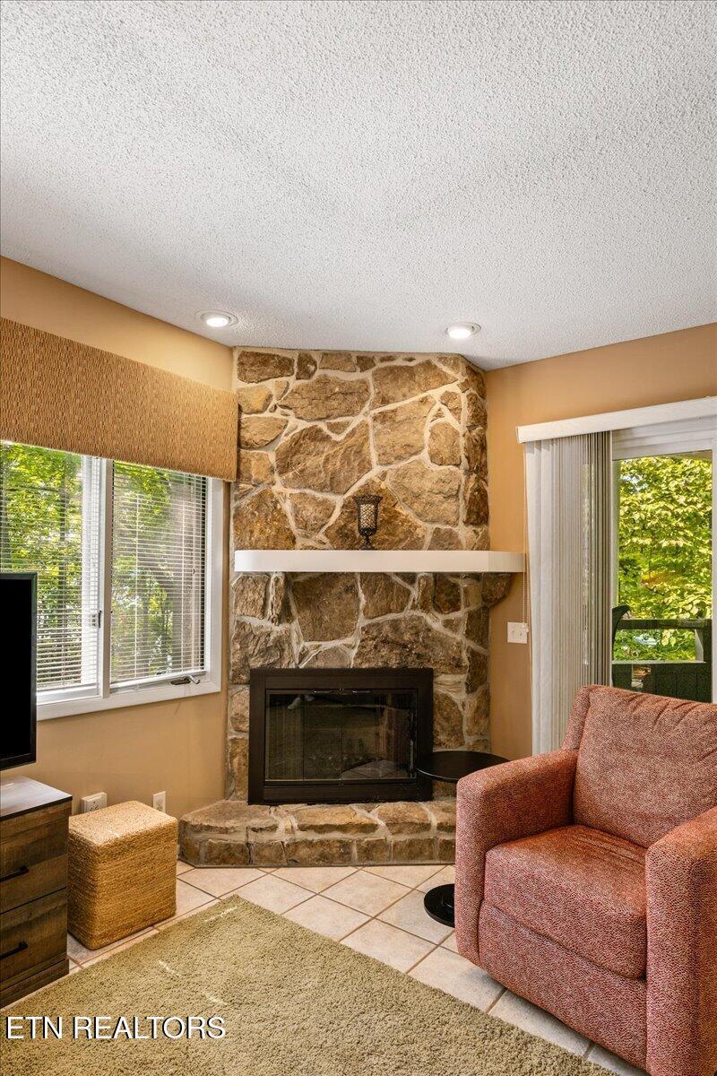 241 Deer Run Point, Lafollette, TN - Norris Lake Real Estate - Image# 10