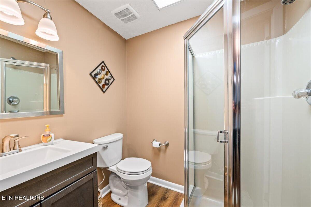241 Deer Run Point, Lafollette, TN - Norris Lake Real Estate - Image# 25