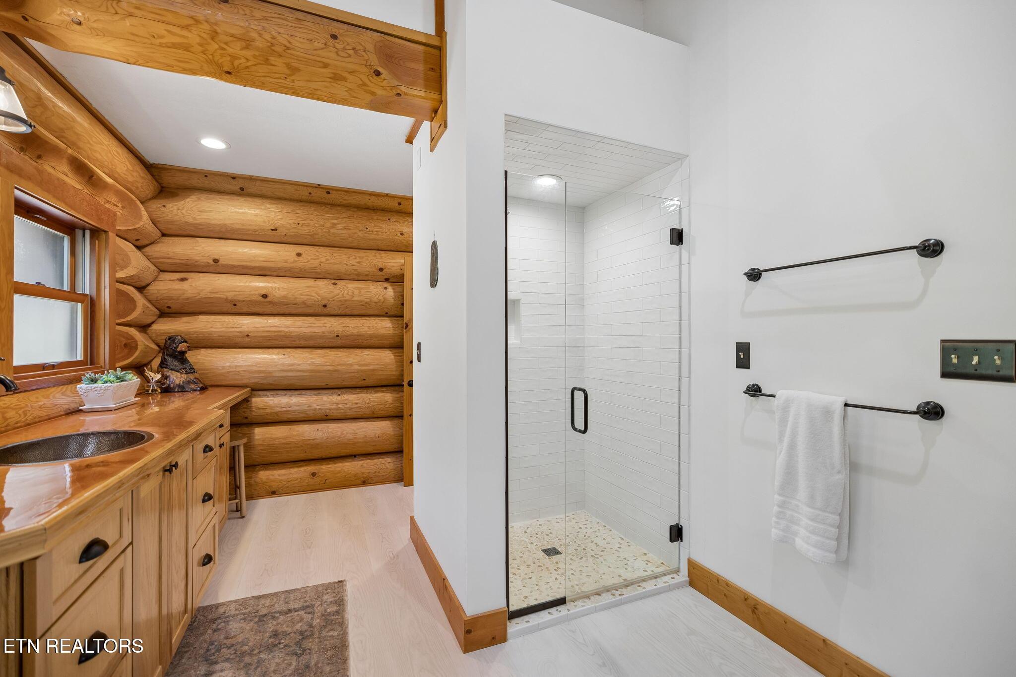 546 Bluff View Rd, New Tazewell, TN - Norris Lake Real Estate - Image# 36