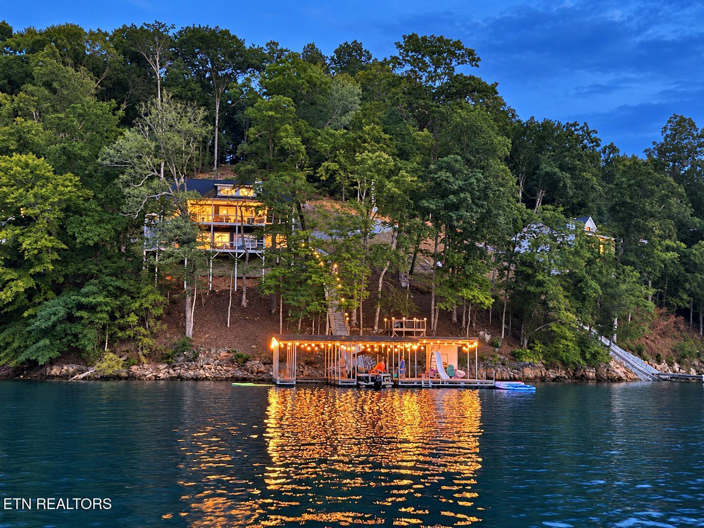 1765 Cove Pointe Rd, Lafollette, TN - Norris Lake Real Estate - Image# 4