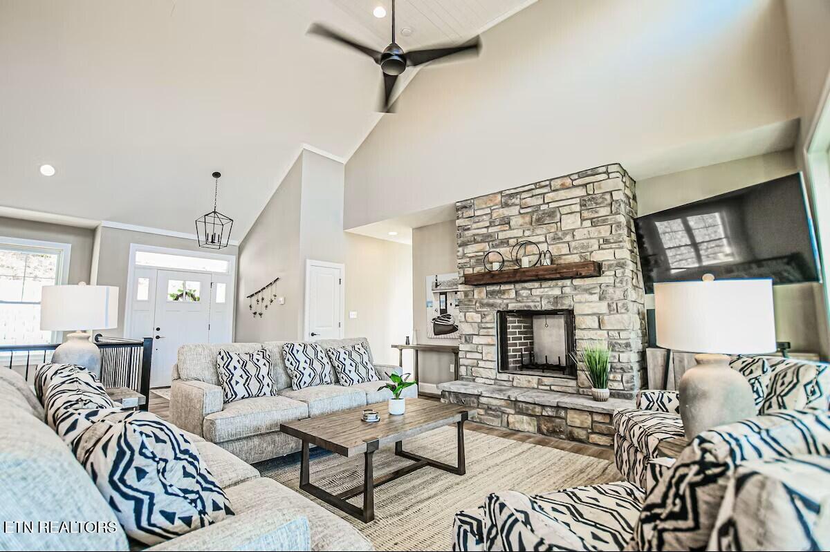 1765 Cove Pointe Rd, Lafollette, TN - Norris Lake Real Estate - Image# 12