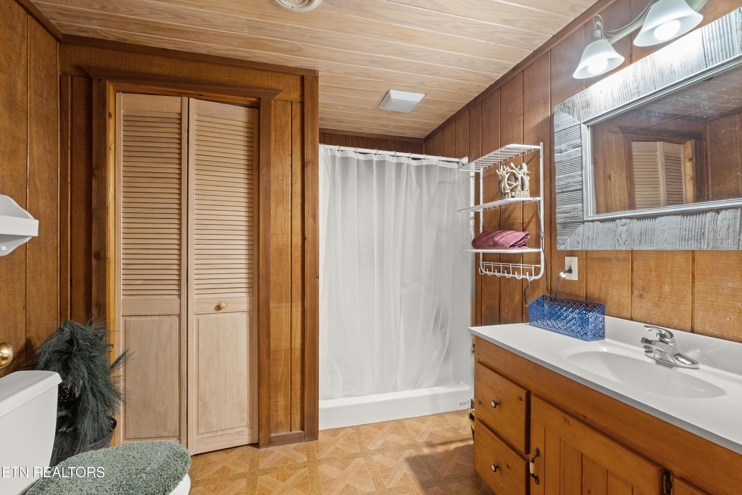 1130 Lakeview Drive, Sharps Chapel, TN - Norris Lake Real Estate - Image# 49