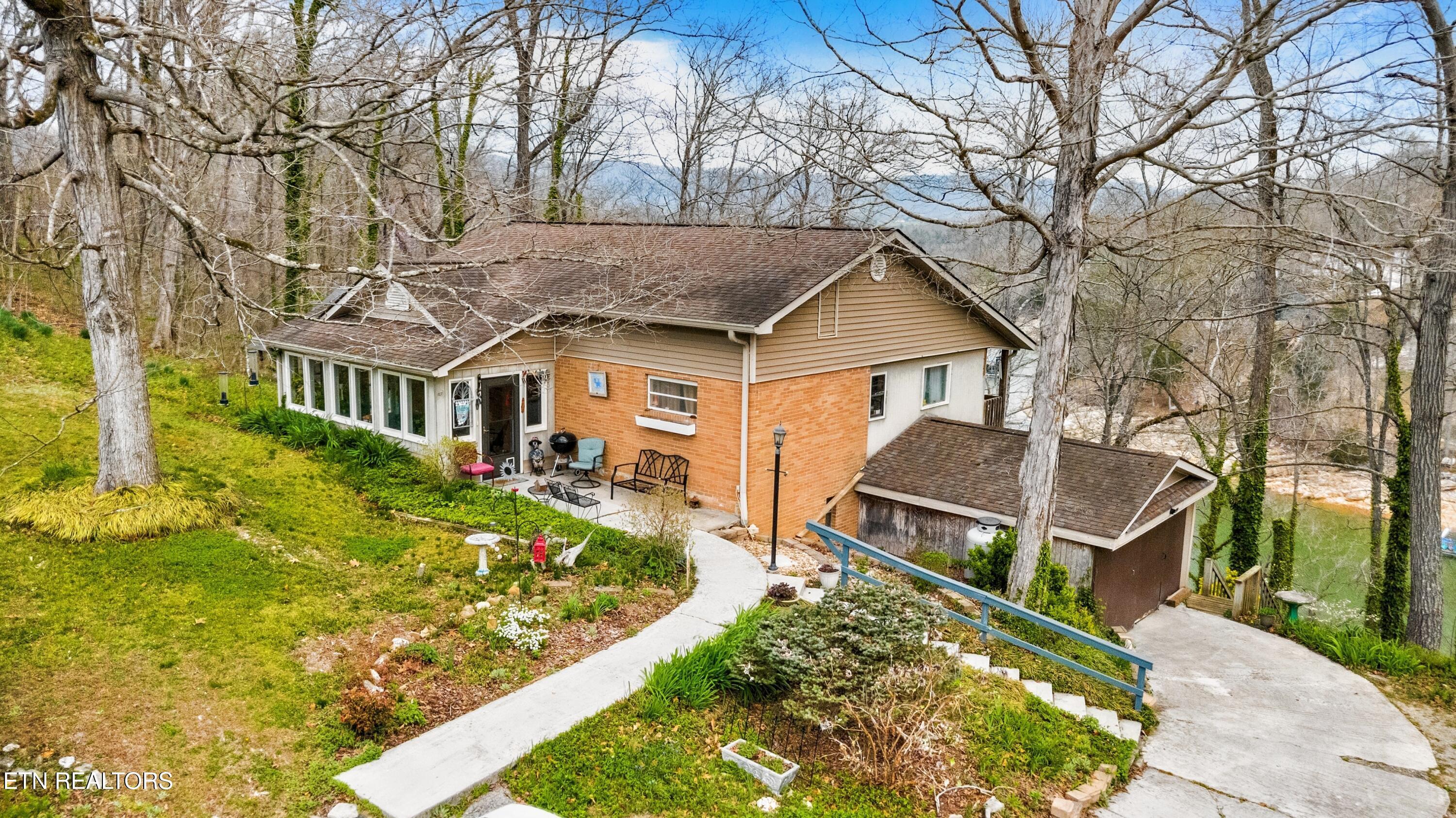 961 Indian River Boat Dock Rd, Jacksboro, TN - Norris Lake Real Estate - Image# 2