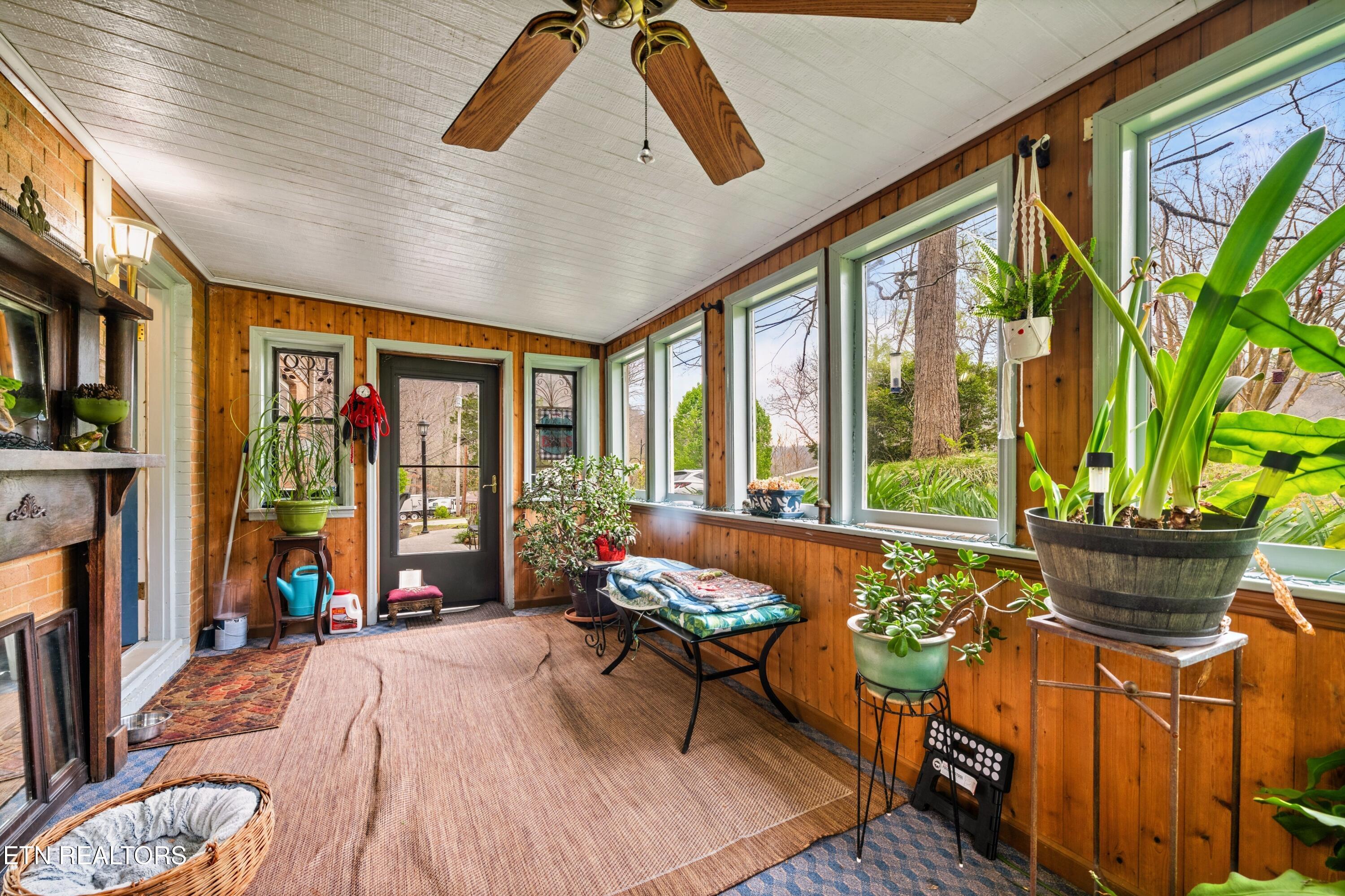 961 Indian River Boat Dock Rd, Jacksboro, TN - Norris Lake Real Estate - Image# 7