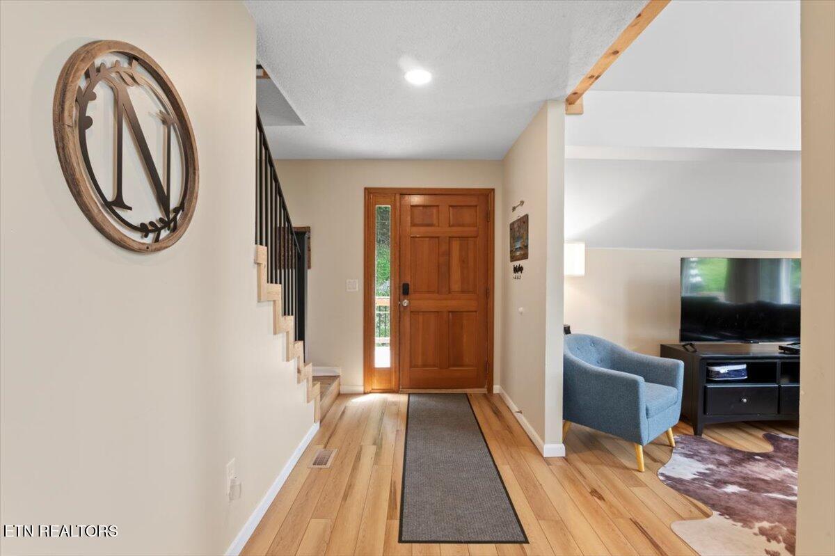 824 Deerfield Way, Lafollette, TN - Norris Lake Real Estate - Image# 8