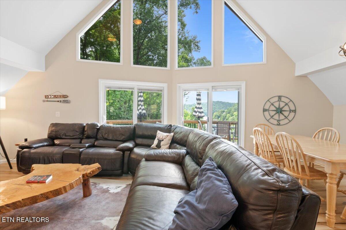 824 Deerfield Way, Lafollette, TN - Norris Lake Real Estate - Image# 11