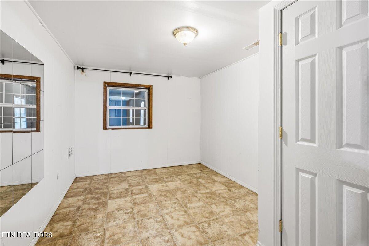 Norris Lake Real Estate - Image# 40