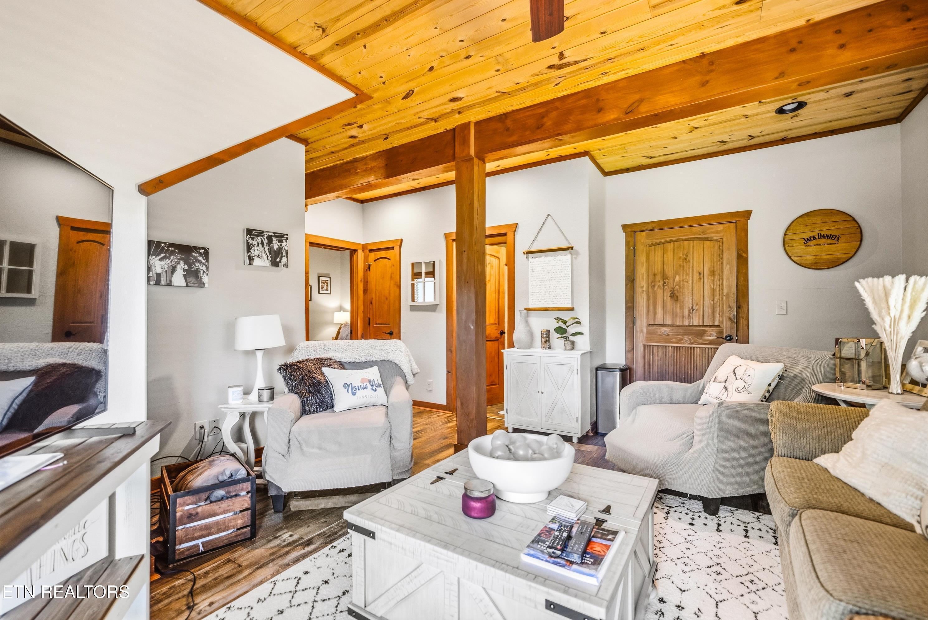 230 Foxwood Drive, Caryville, TN - Norris Lake Real Estate - Image# 22