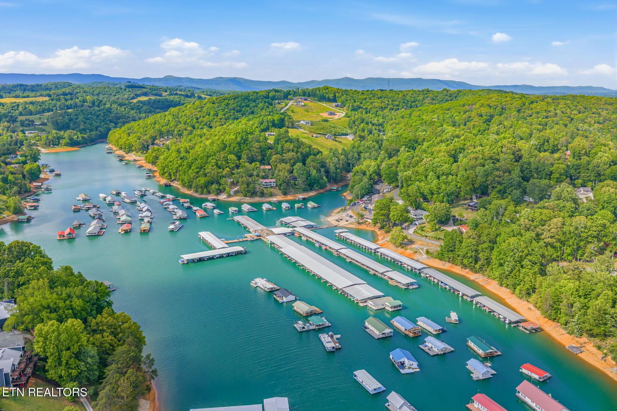 195 Kennedys Lp, Lafollette, TN - Norris Lake Real Estate - Image# 12