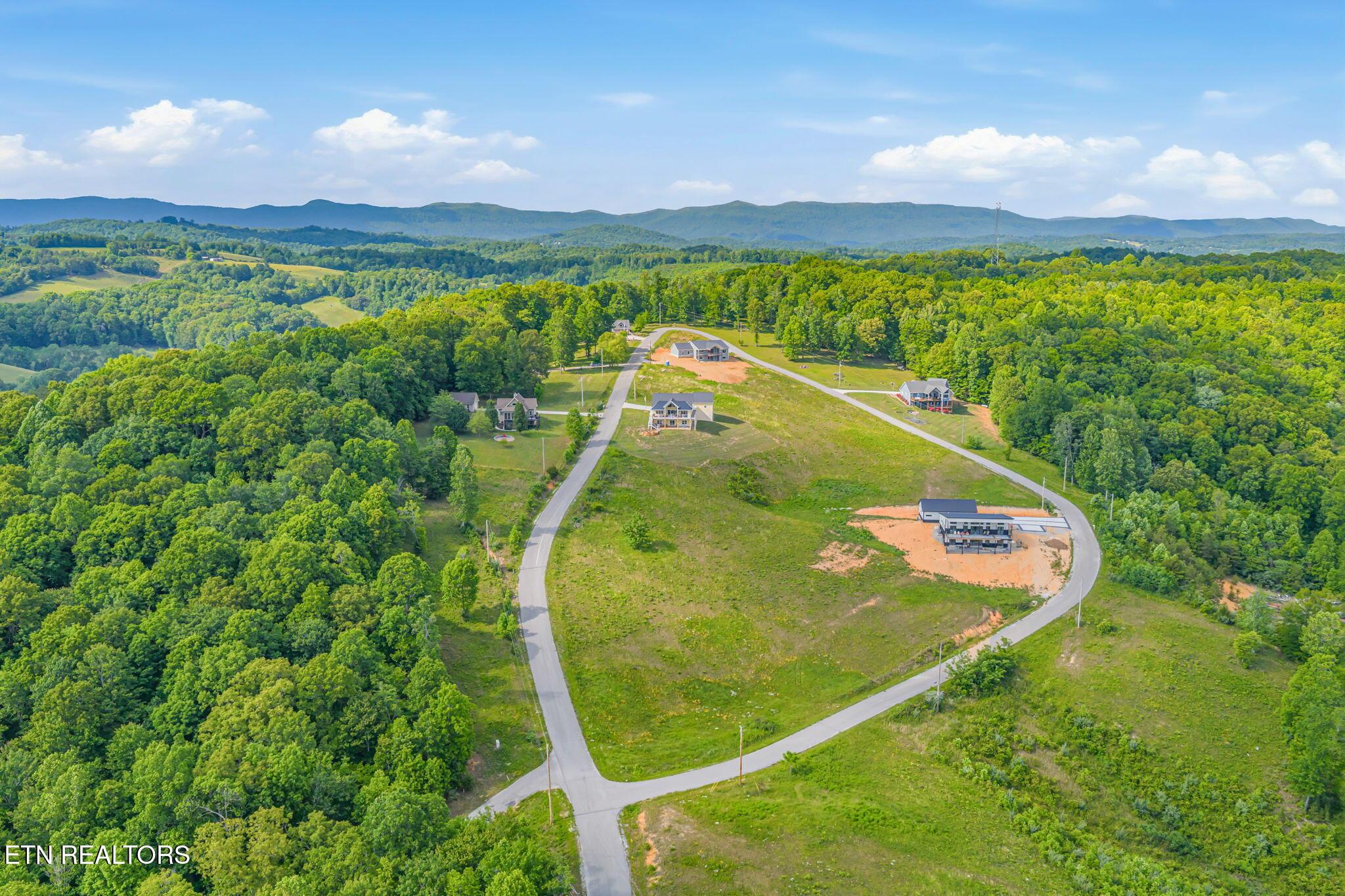 195 Kennedys Lp, Lafollette, TN - Norris Lake Real Estate - Image# 3