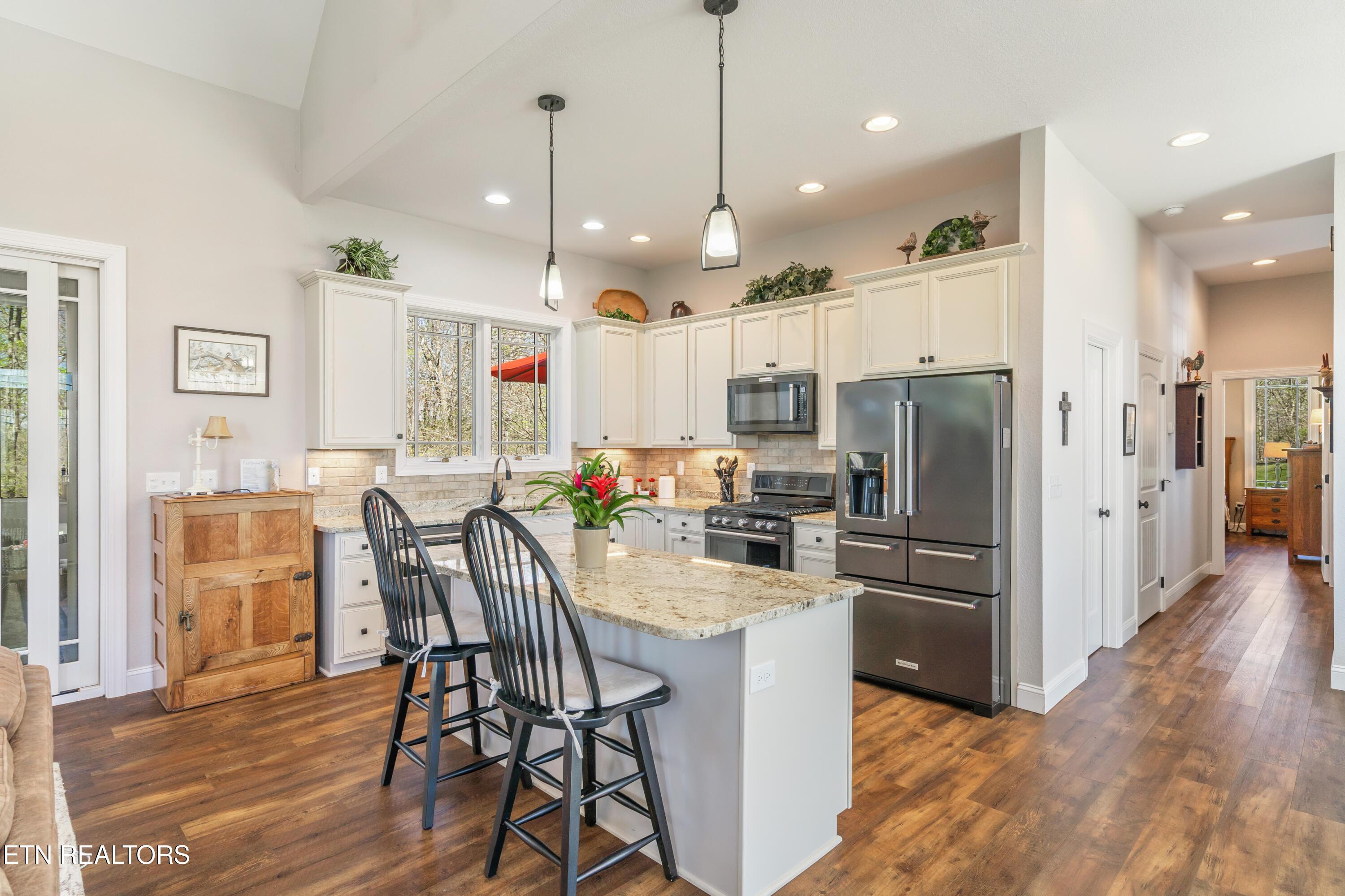 195 Kennedys Lp, Lafollette, TN - Norris Lake Real Estate - Image# 23