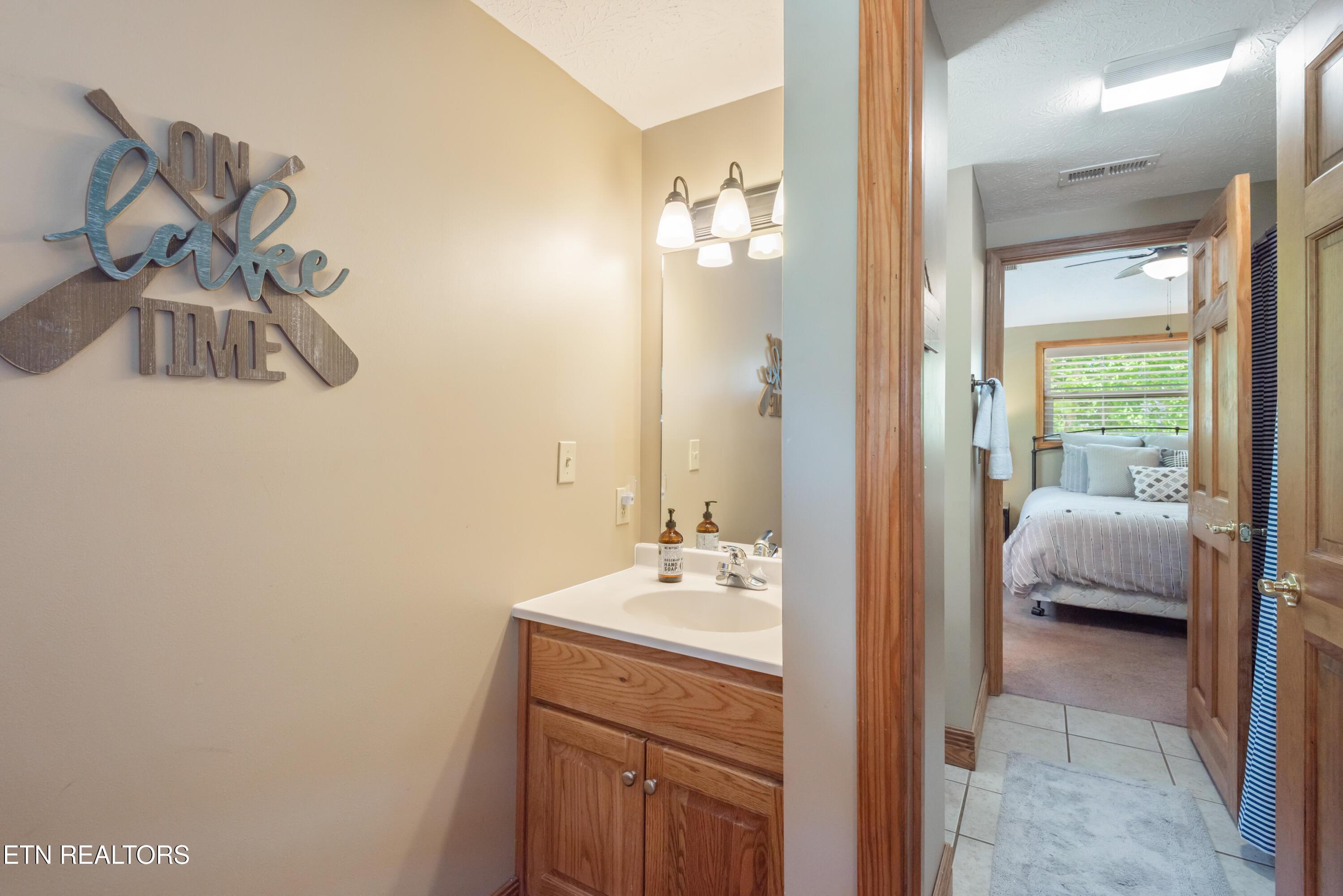 Norris Lake Real Estate - Image# 28