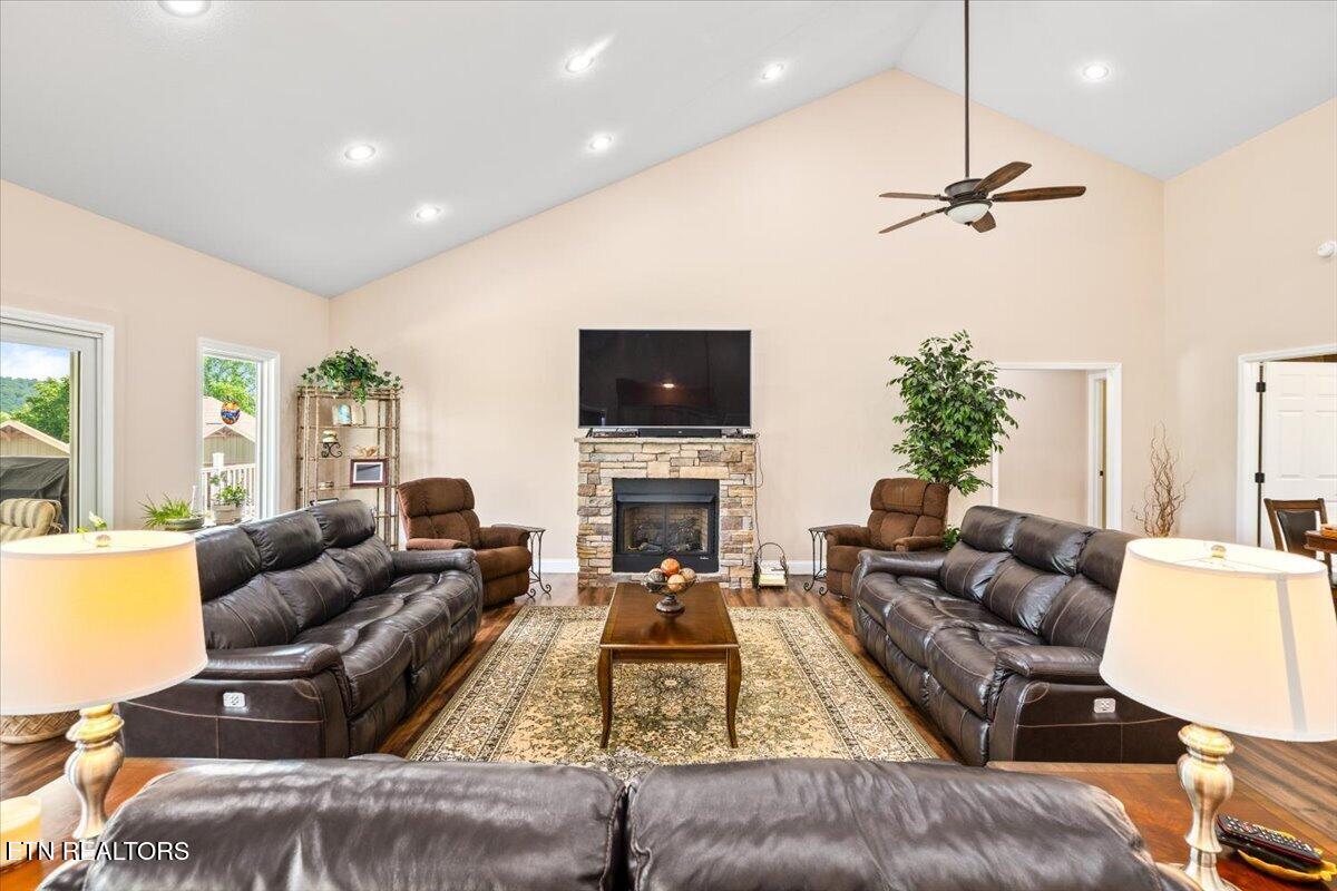 Norris Lake Real Estate - Image# 6