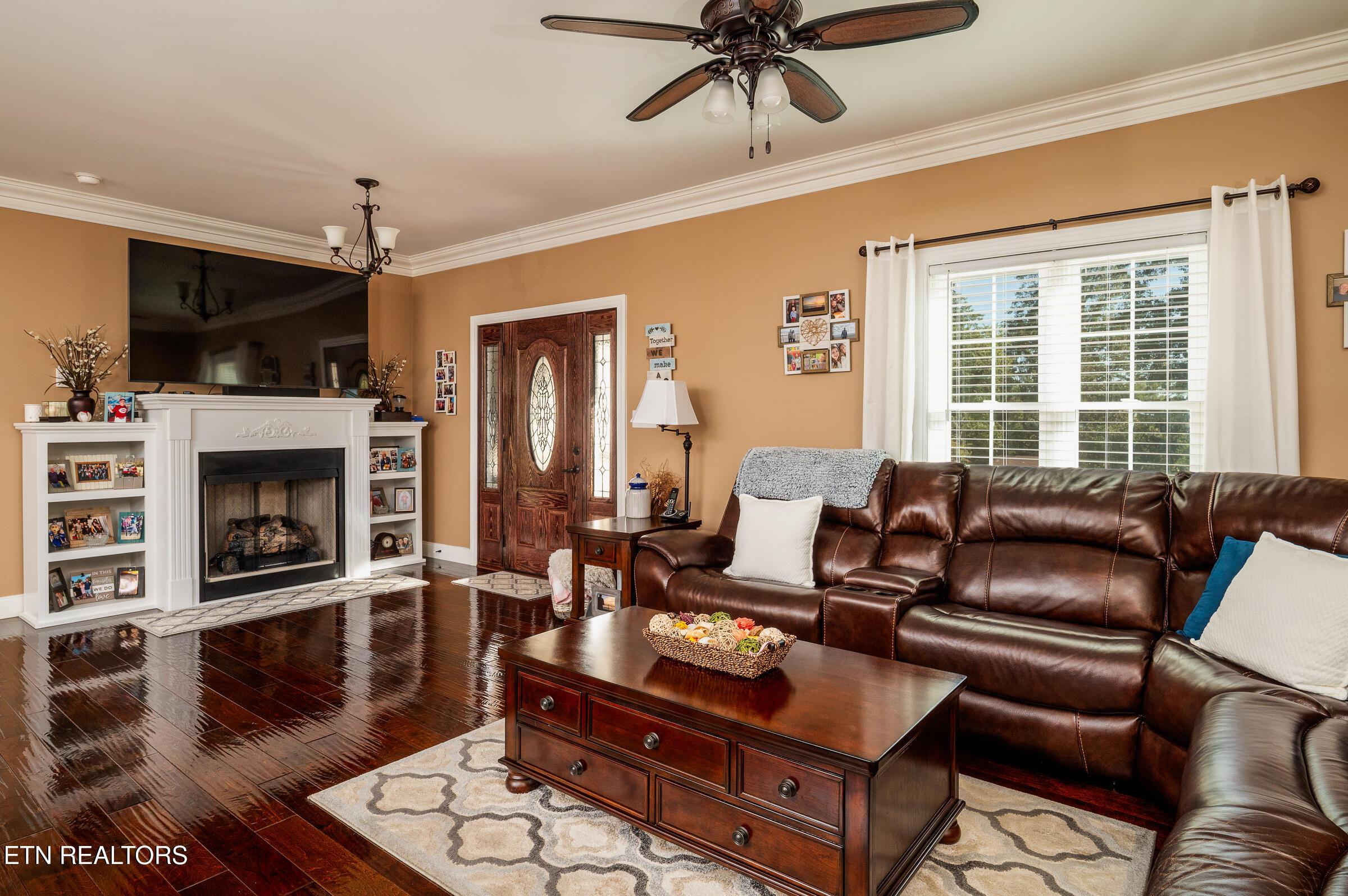 180 Owens Drive, Rocky Top, TN - Norris Lake Real Estate - Image# 2