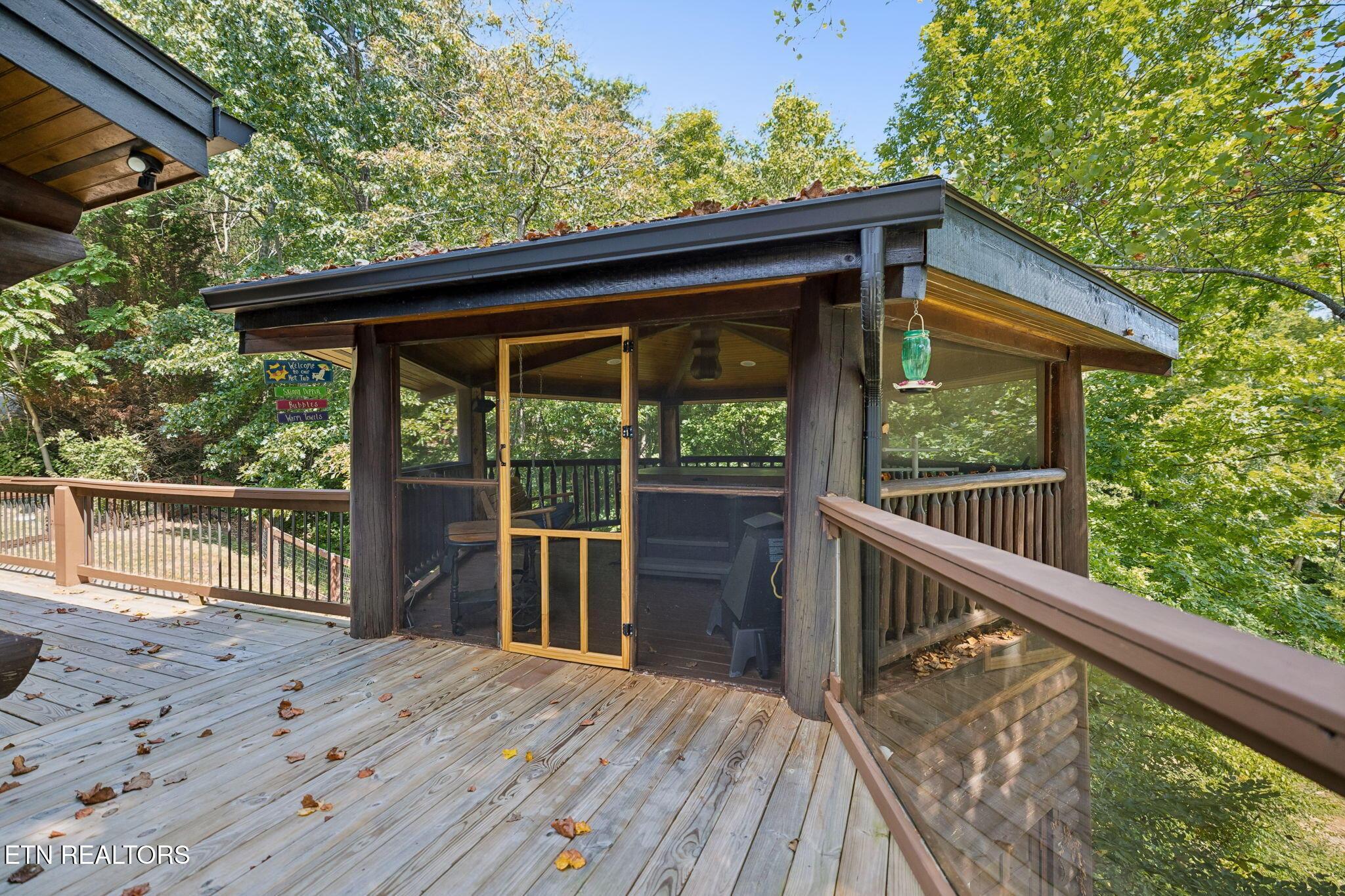 546 Bluff View Rd, New Tazewell, TN - Norris Lake Real Estate - Image# 9