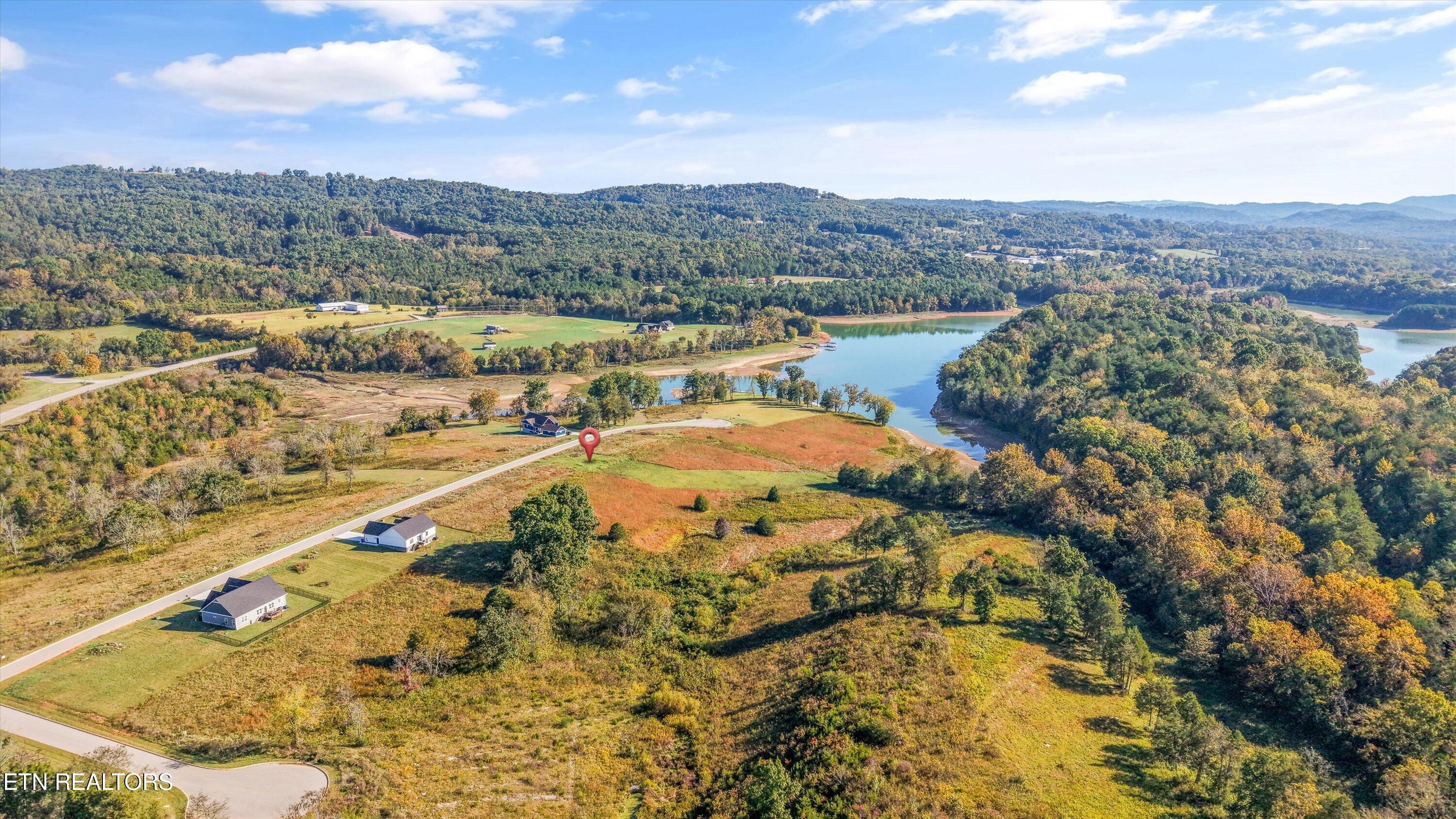 Waterfront, Sharps Chapel, TN - Norris Lake Real Estate - Image# 22