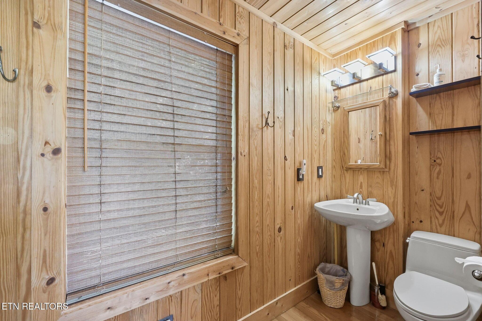 553 Hurricane Hollow Rd, Maynardville, TN - Norris Lake Real Estate - Image# 51
