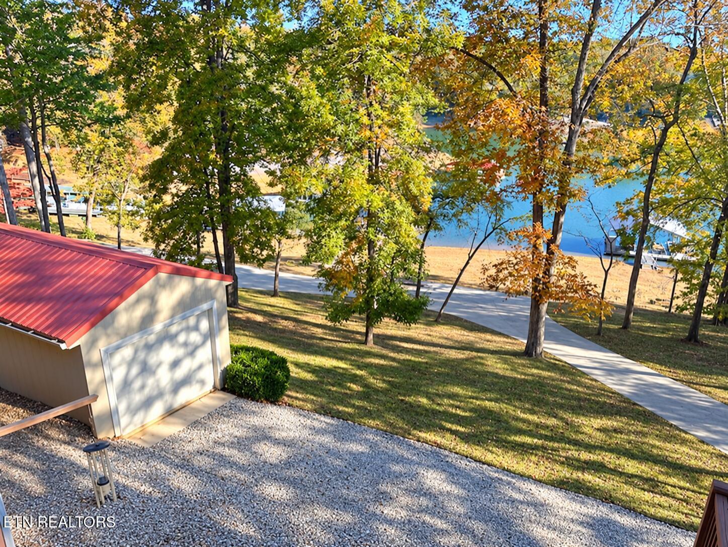 463 Fox Lake Lane, Lafollette, TN - Norris Lake Real Estate - Image# 3