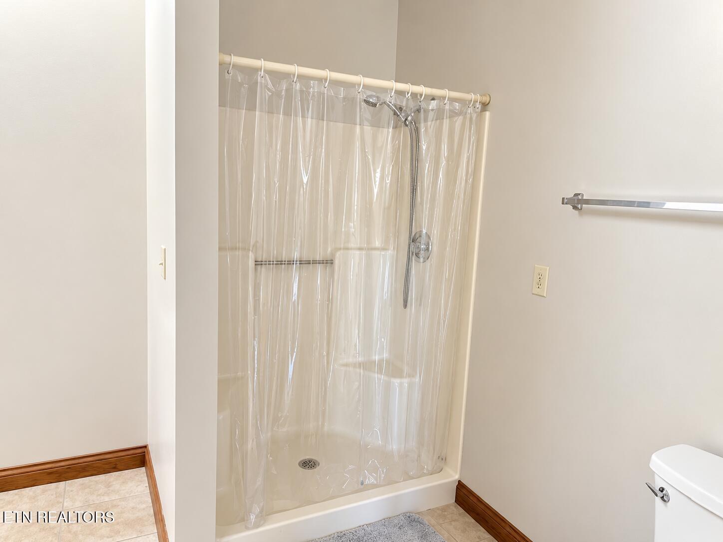 463 Fox Lake Lane, Lafollette, TN - Norris Lake Real Estate - Image# 15