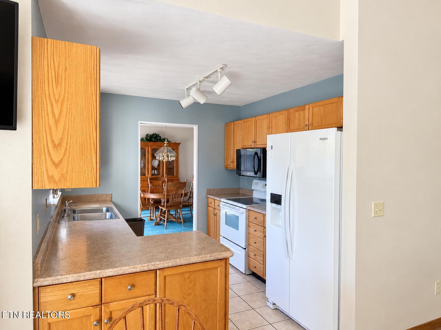 463 Fox Lake Lane, Lafollette, TN - Norris Lake Real Estate - Image# 10