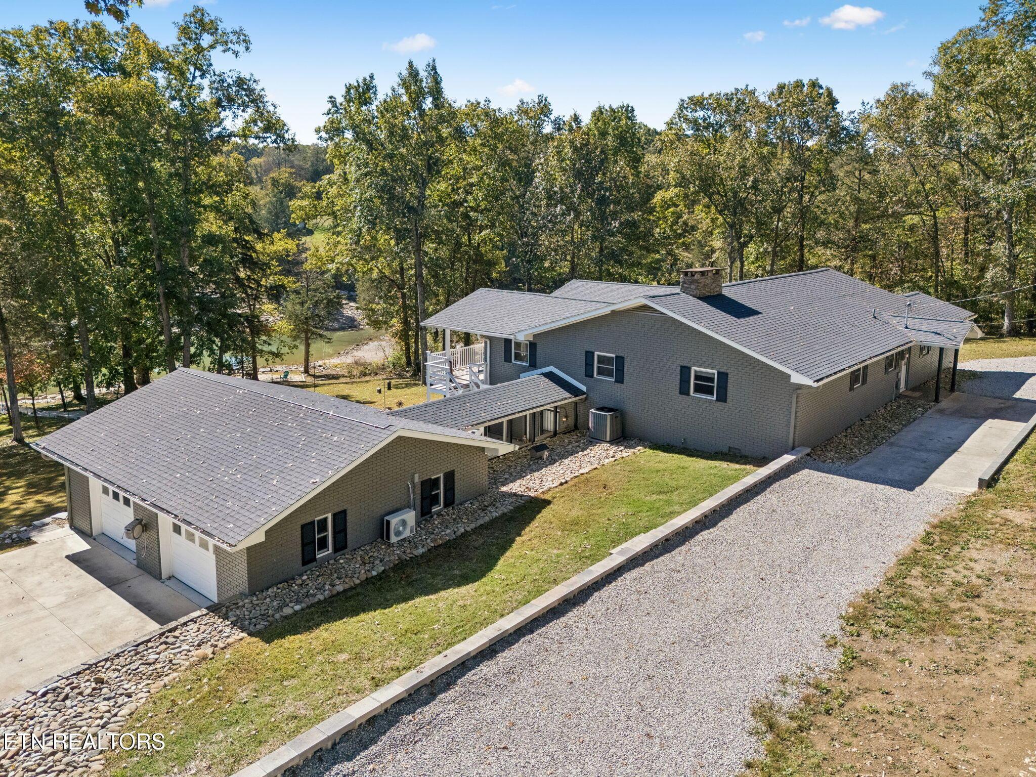 496 Shawnee Drive, Jacksboro, TN - Norris Lake Real Estate - Image# 7