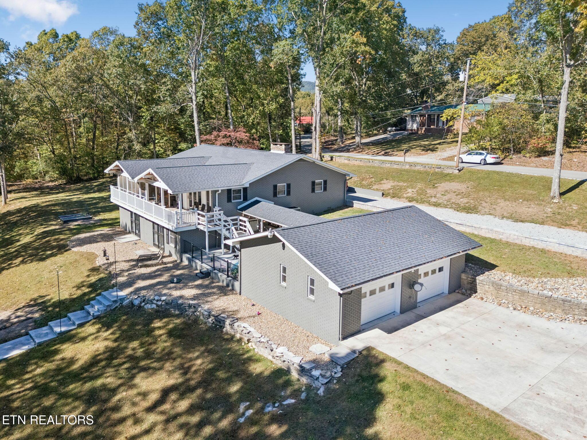 496 Shawnee Drive, Jacksboro, TN - Norris Lake Real Estate - Image# 14