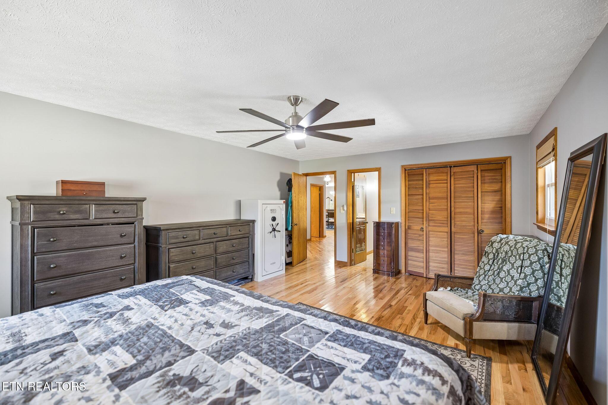 496 Shawnee Drive, Jacksboro, TN - Norris Lake Real Estate - Image# 30