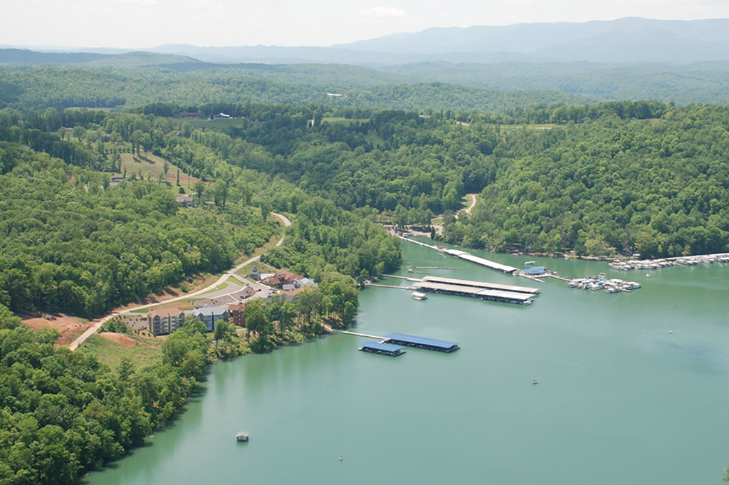 Yacht Club Condos for Sale Norris lake